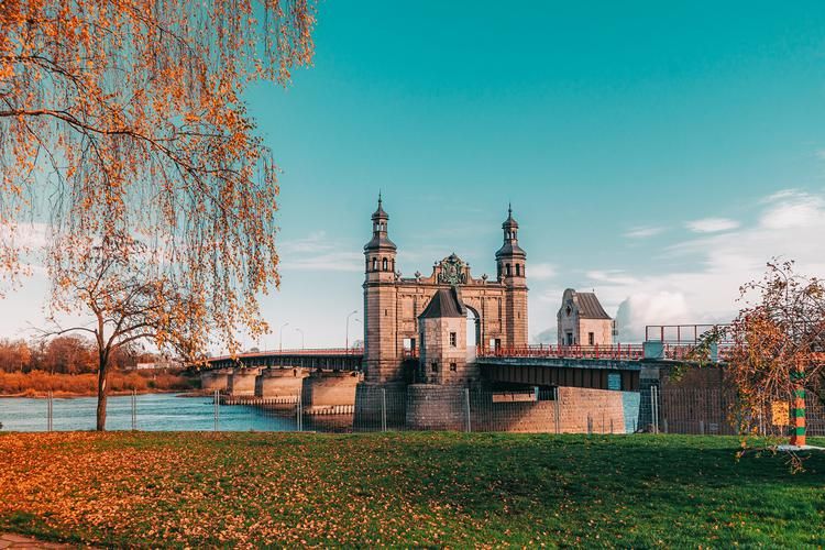 Каждый раз — как первый. Каждый раз — как последний  7 дней