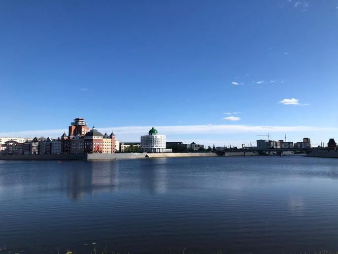 Автобус| От чувашиных вышивок до марийских лесных обрядов