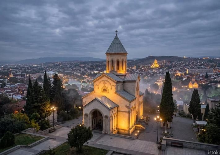 Автобус | Грузинская тройка: Тбилиси, Кахетия и Мцхета