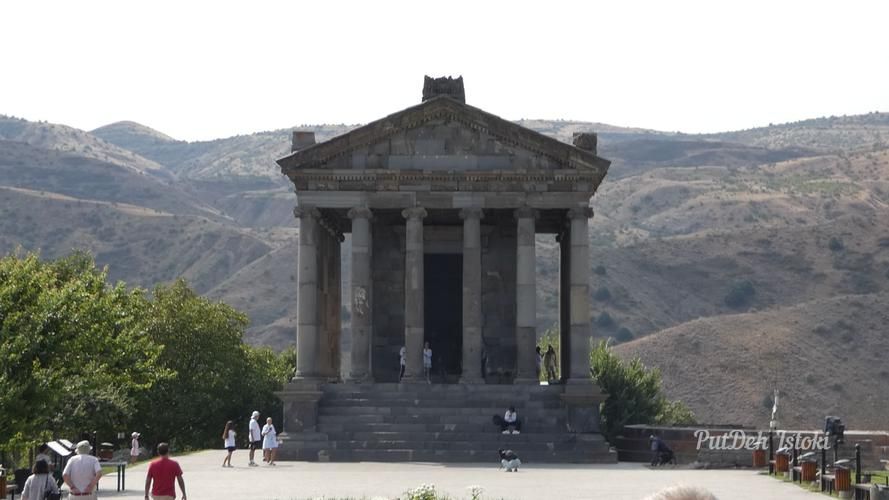 Новогодняя сказка Армении: история, гостеприимство и зимнее очарование