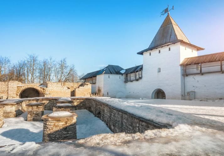 Новогоднее путешествие с классикой