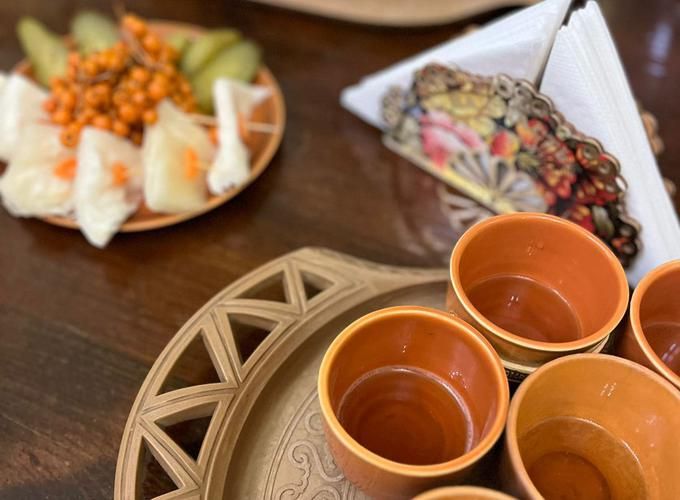 Царь велел меды кушать