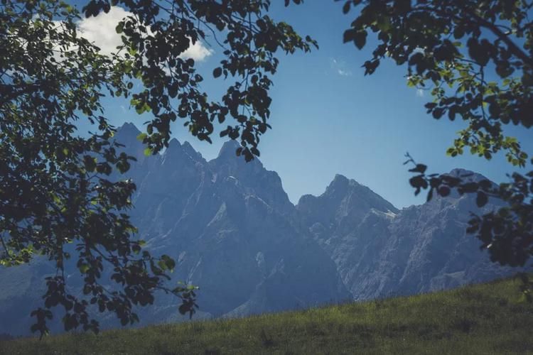 Автобус| Качканар и скала Верблюд