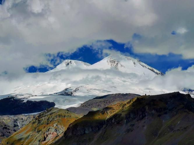 Новогодние чудеса Кавказа: русская зима в атмосфере Кавказа